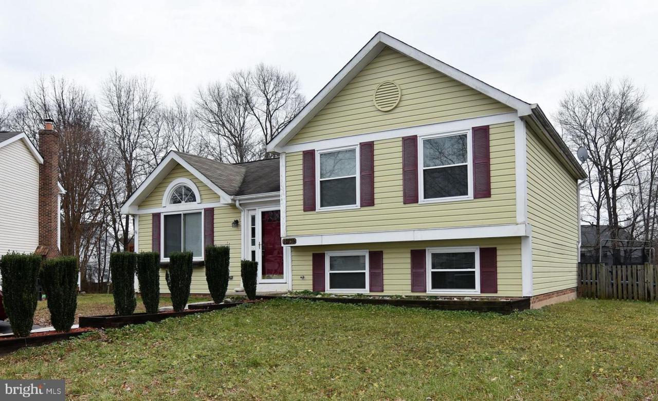 10250 Farmington Court - Photo 1