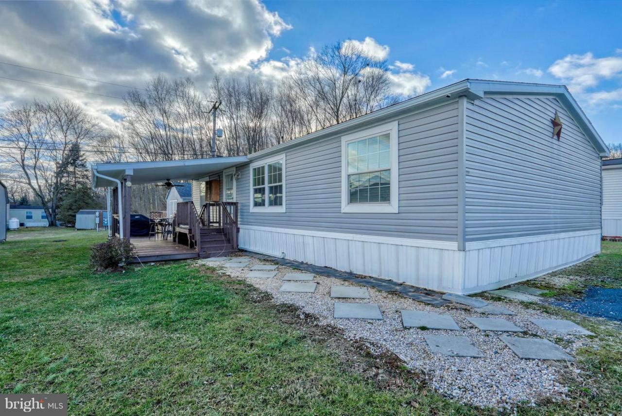119 Drew Avenue - Photo 1
