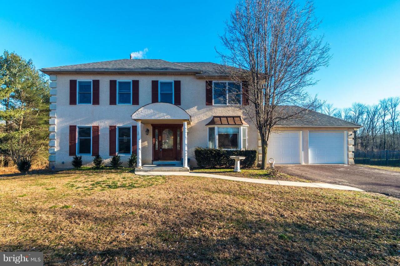 385 Moyer Boulevard - Photo 1