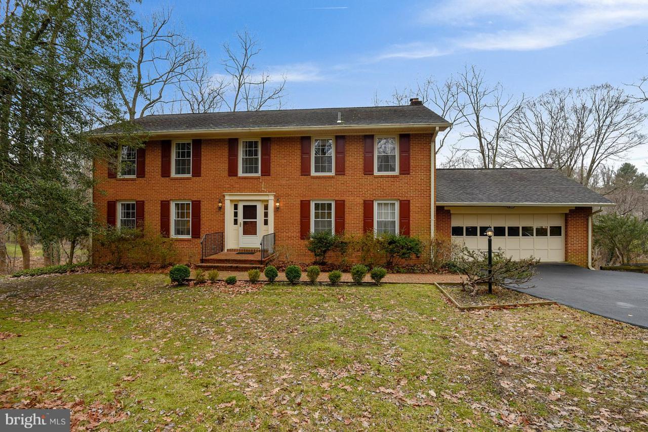 6107 Woodland Terrace - Photo 1