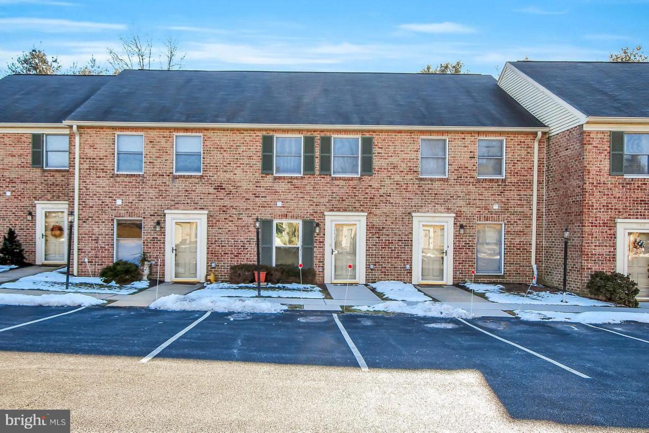 744 Main Street - Photo 1