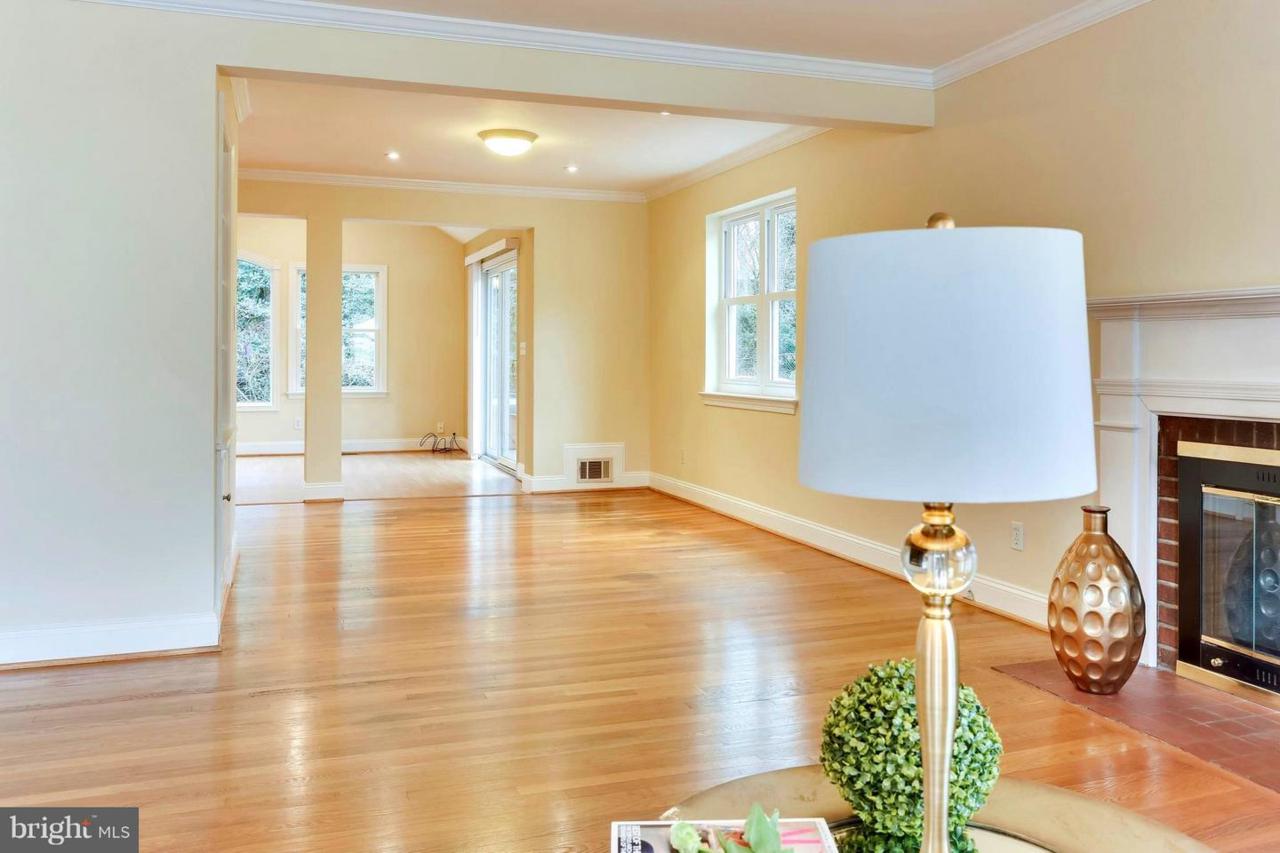 5309 Yorktown Boulevard - Photo 1