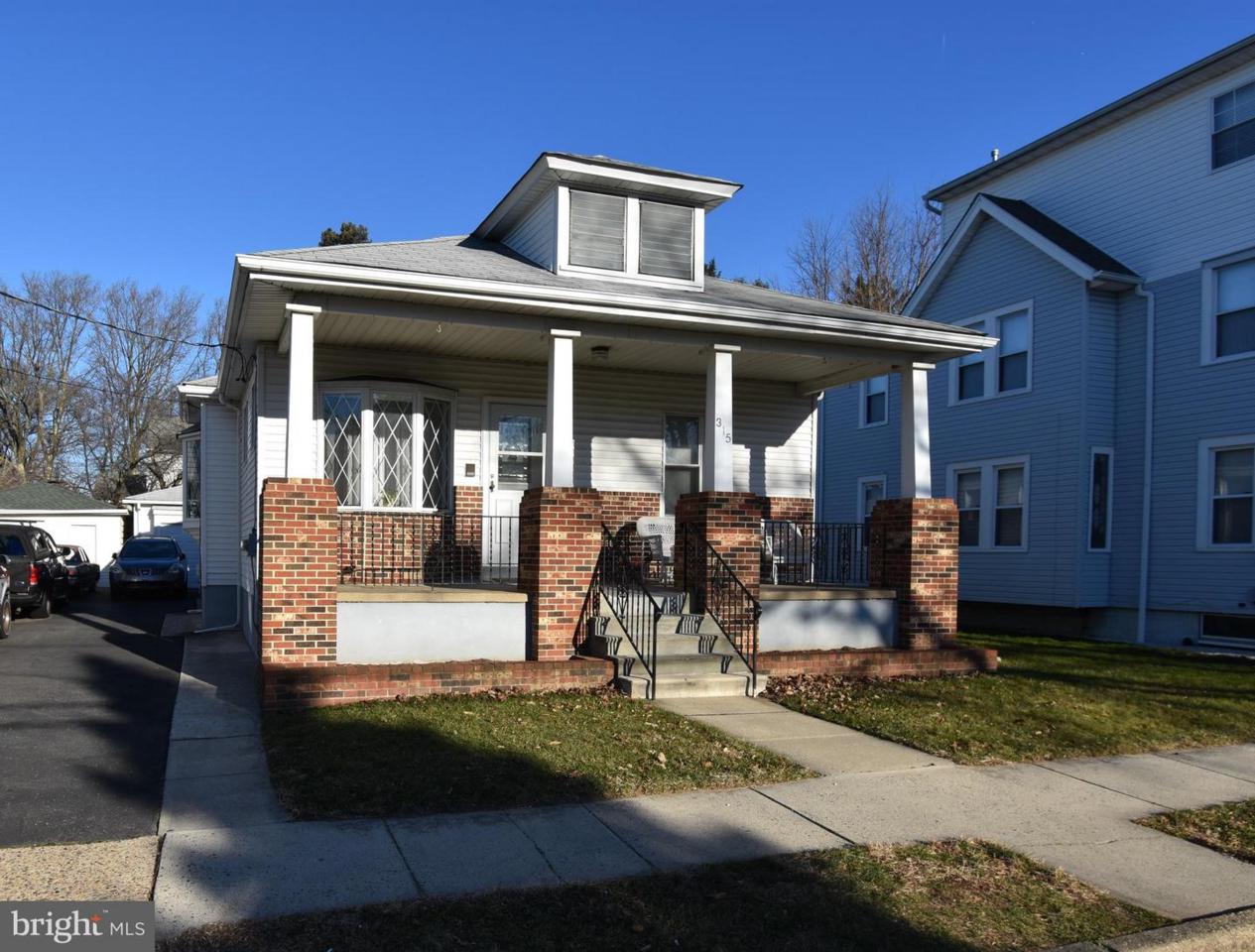 315 Conover Street - Photo 1