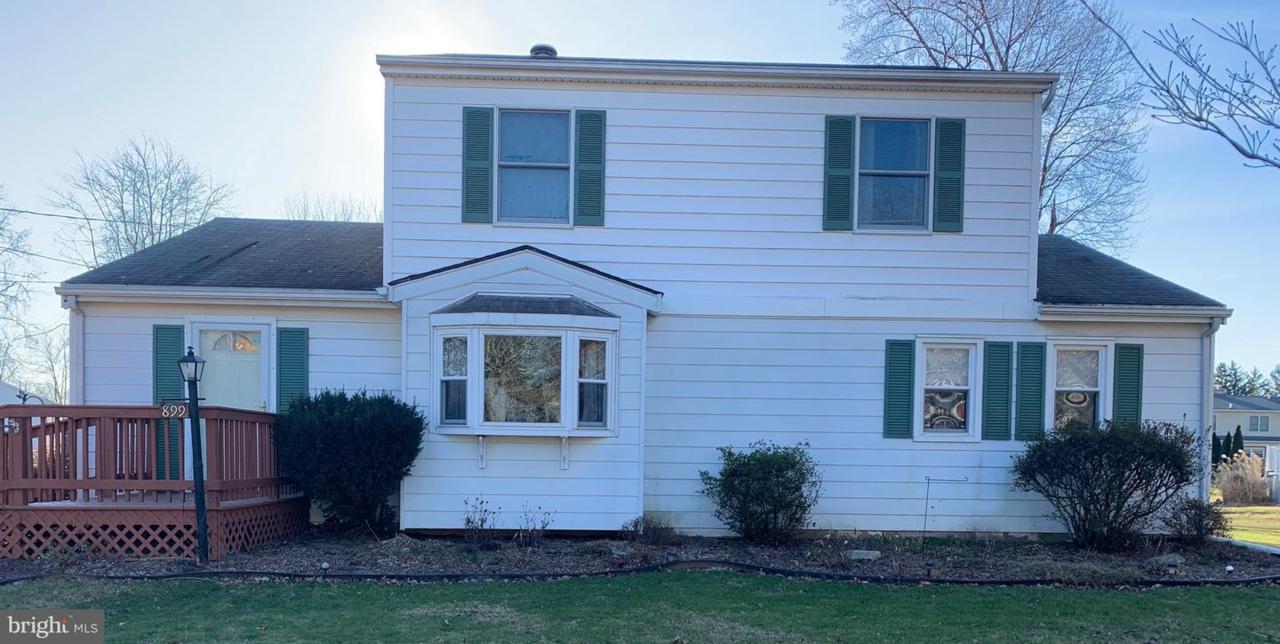 899 Central Avenue - Photo 1