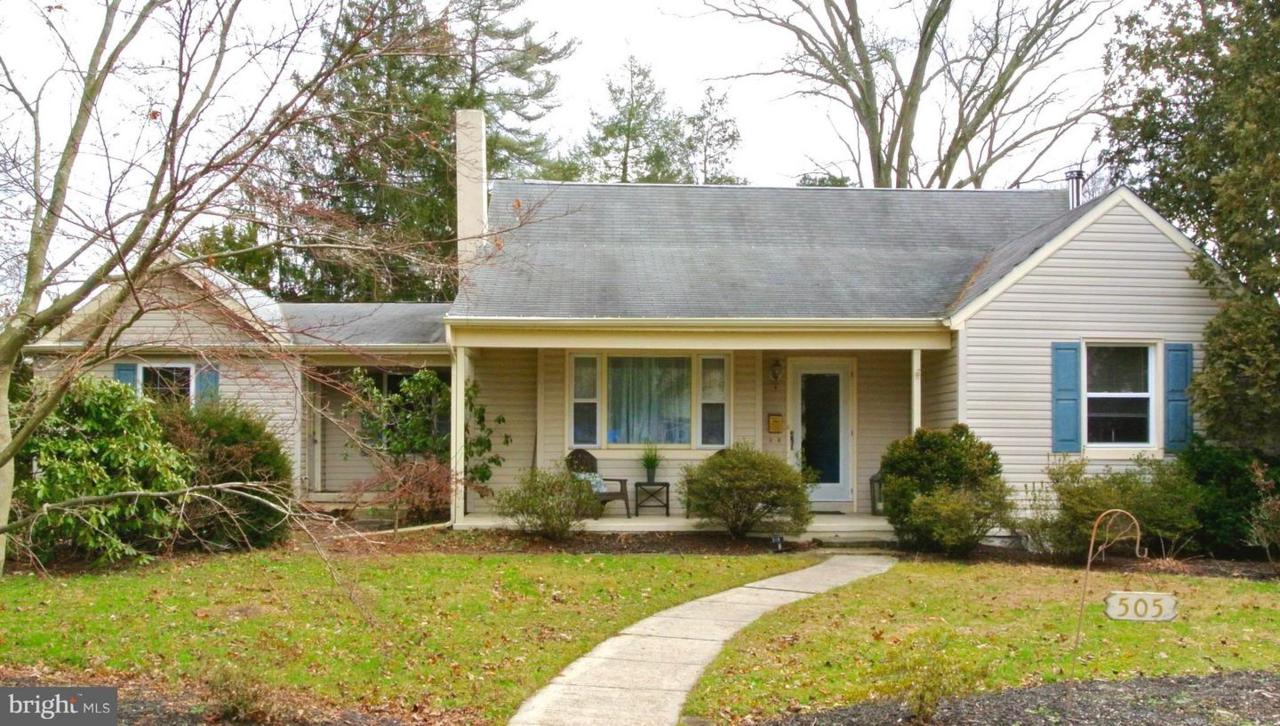 505 Beech Avenue - Photo 1