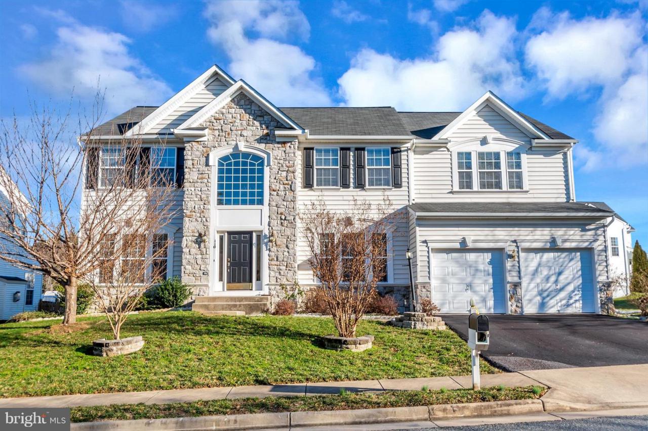 110 Hunton Drive - Photo 1