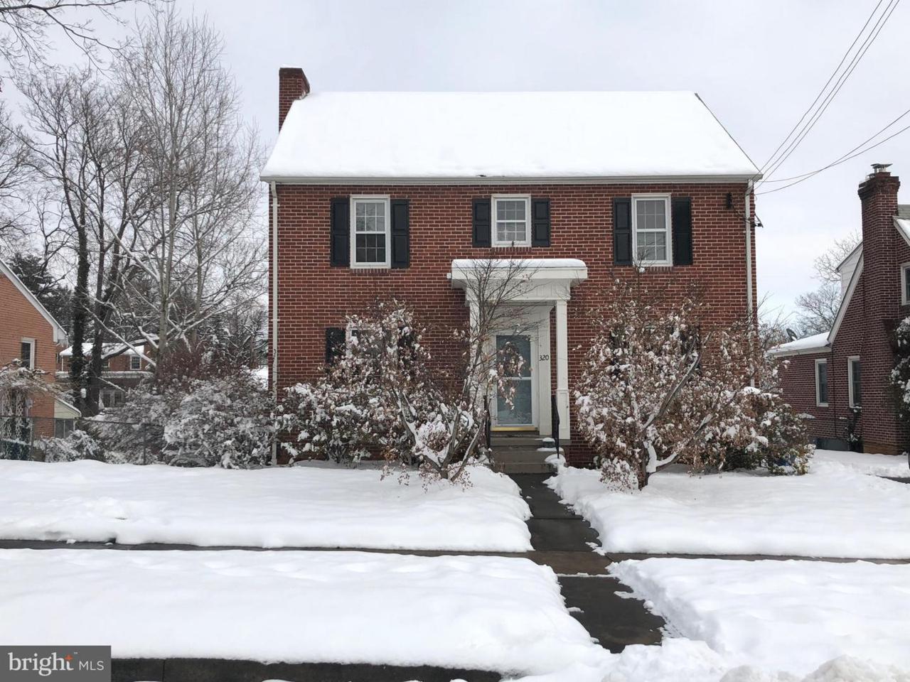 320 Sheridan Avenue - Photo 1