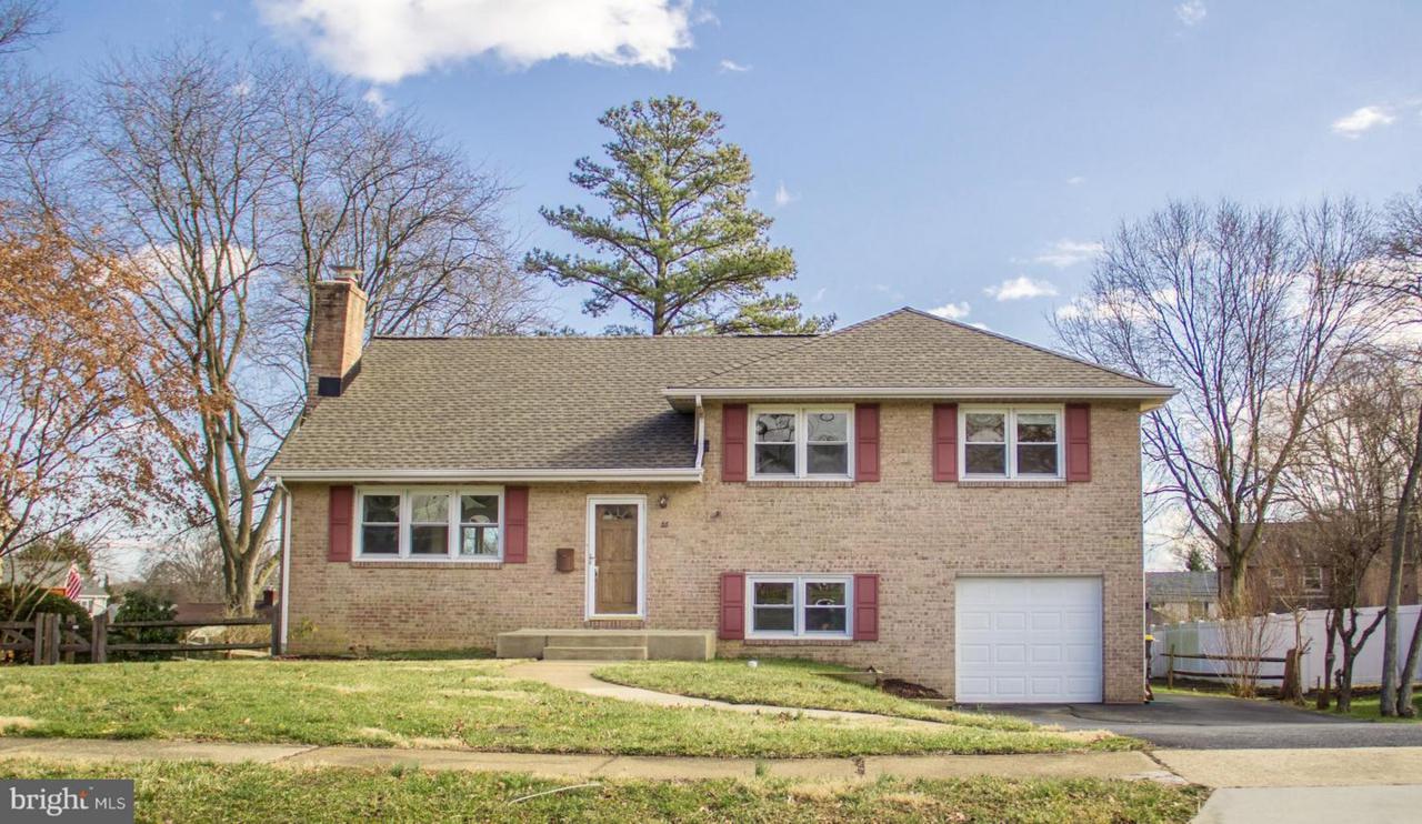 28 Wayne Drive - Photo 1