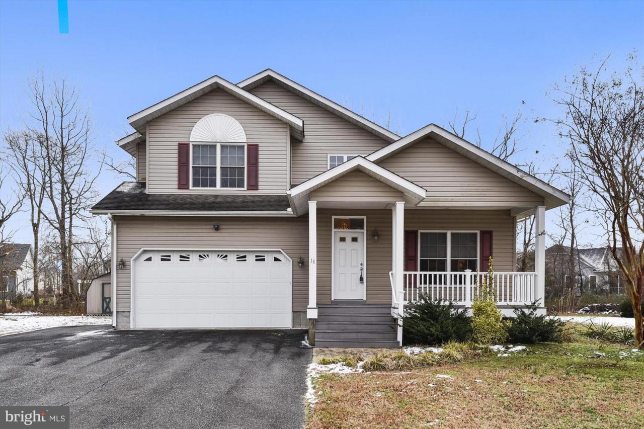 16 Assawoman Avenue - Photo 1