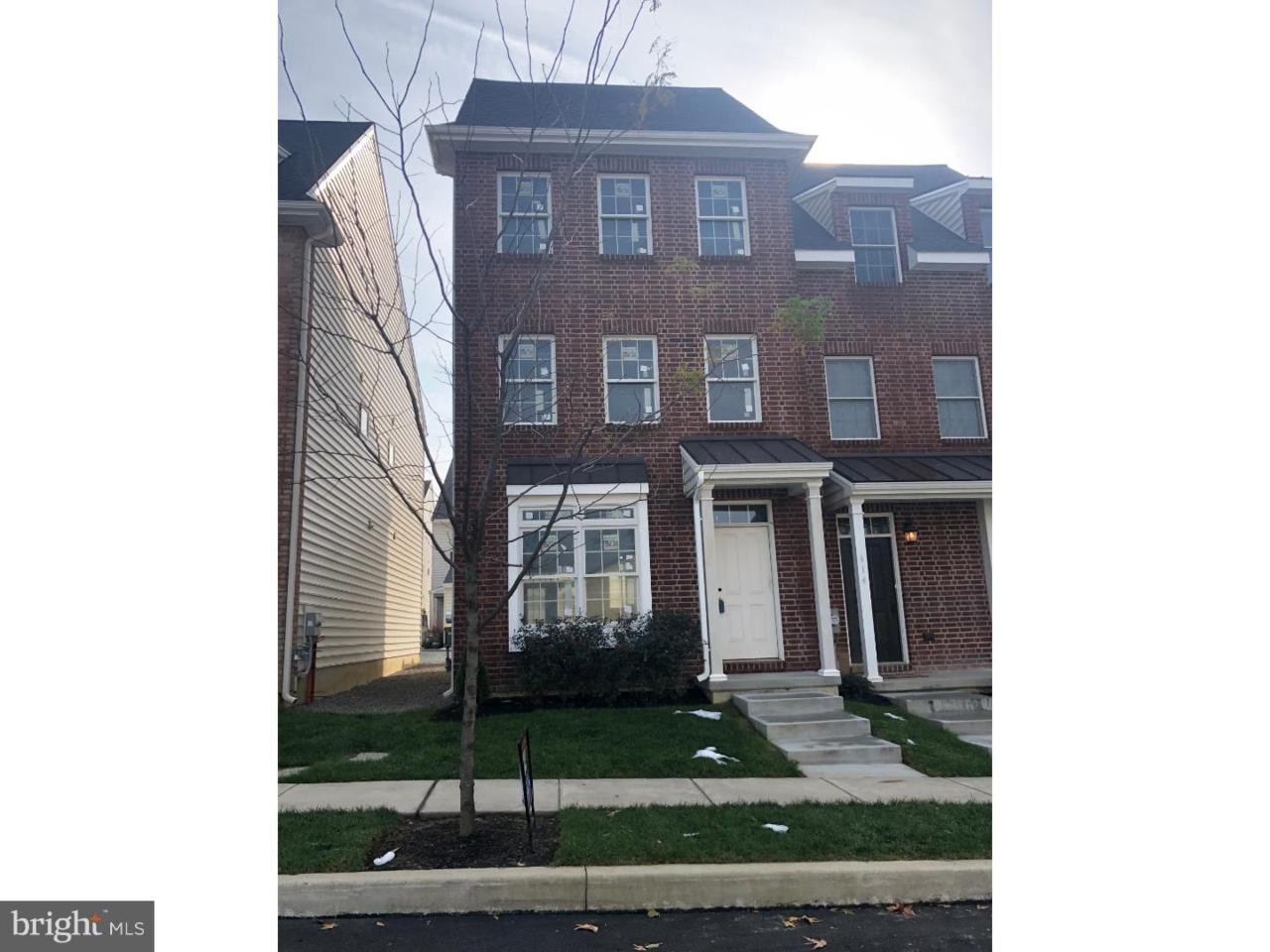 612 D Street - Photo 1
