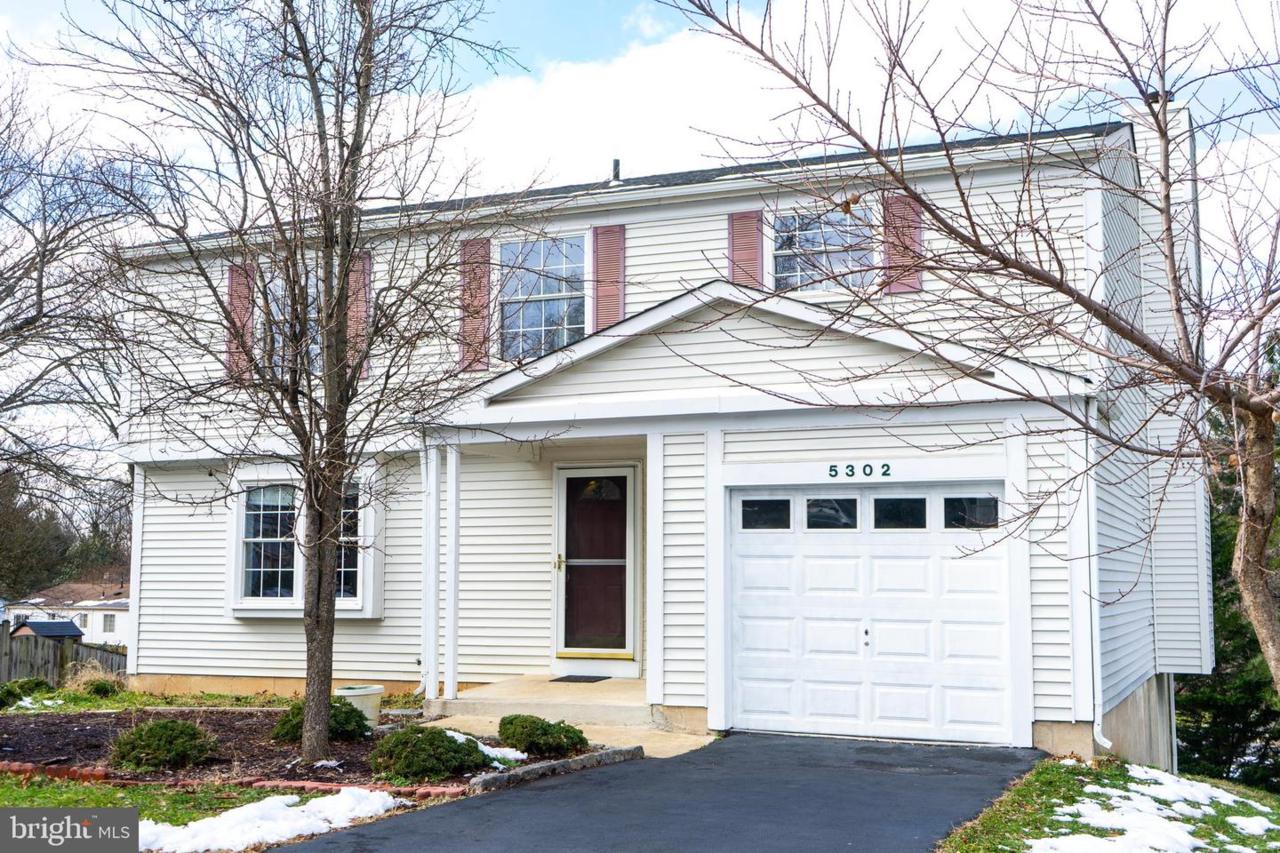 5302 Indian Rock Road - Photo 1