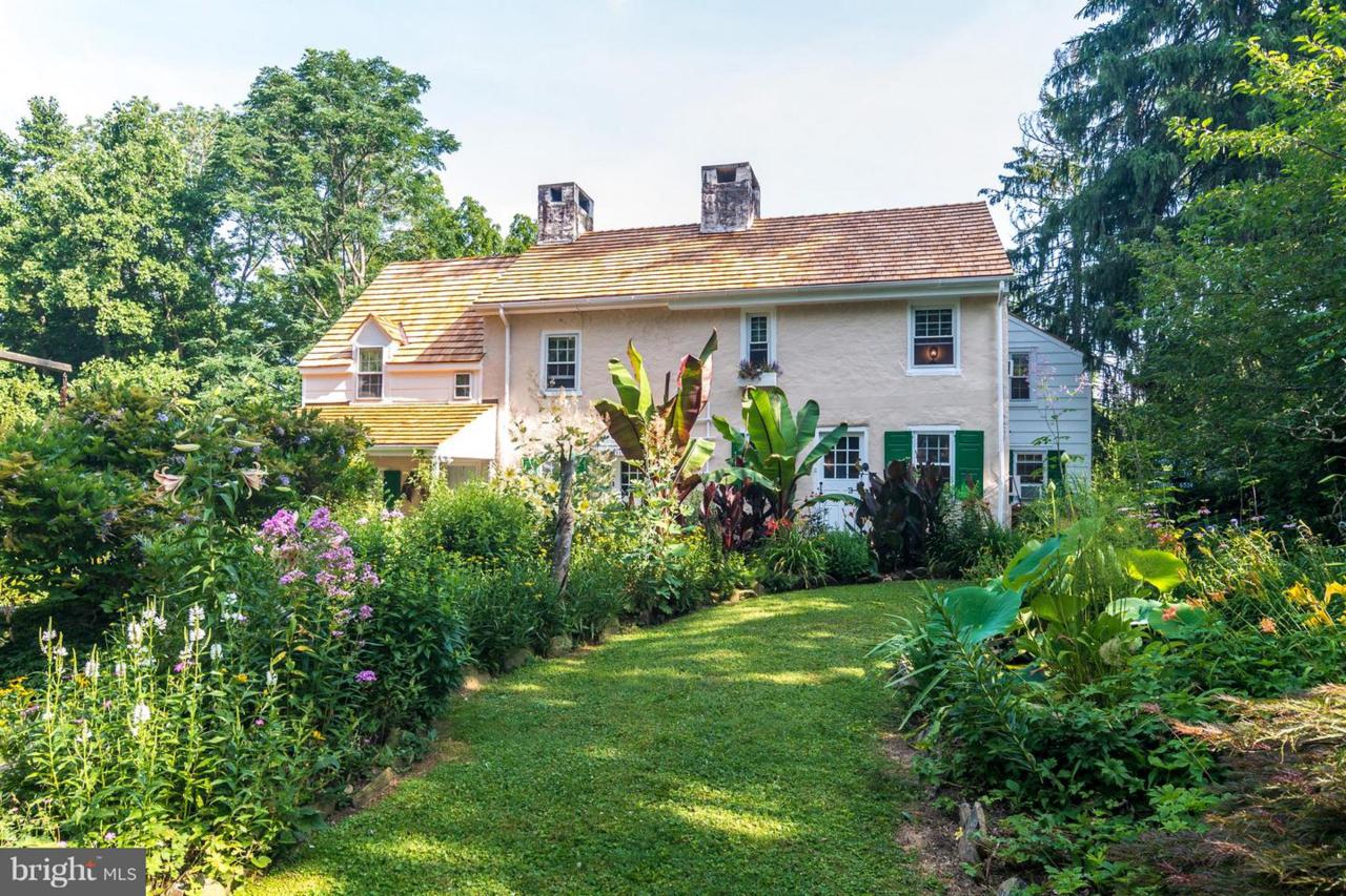 516 King Of Prussia Road - Photo 1