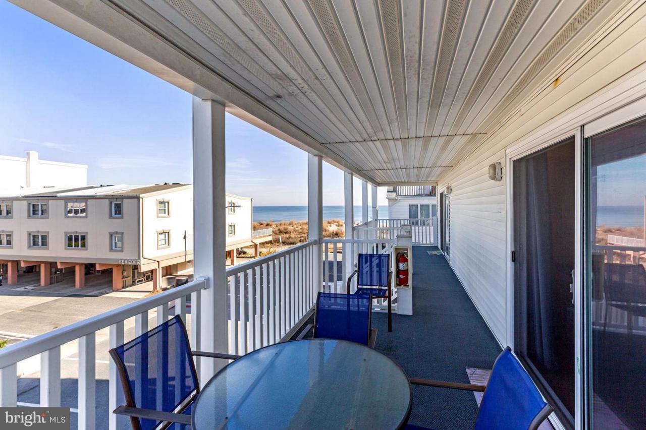 5 36TH Street - Photo 1