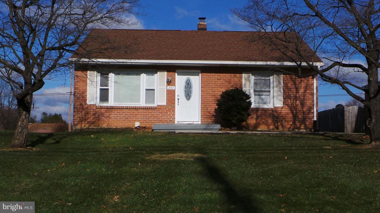 241 Potomac Street - Photo 1