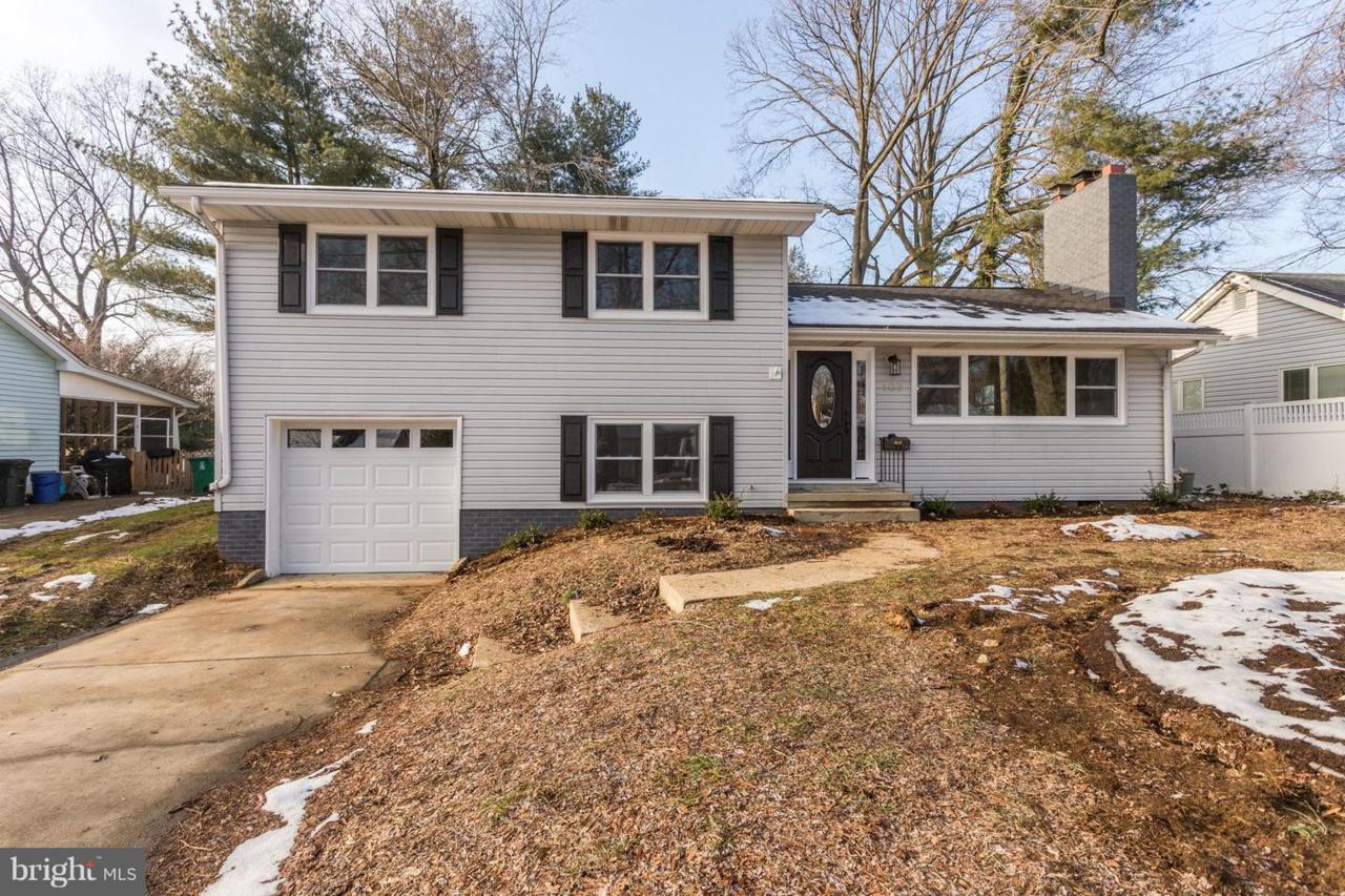 107 Simms Drive - Photo 1