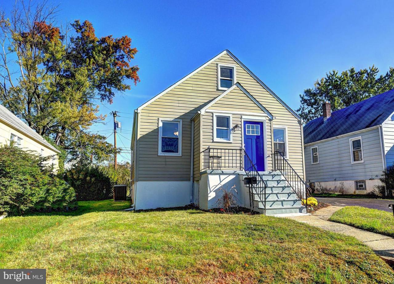 2512 Canterbury Road - Photo 1