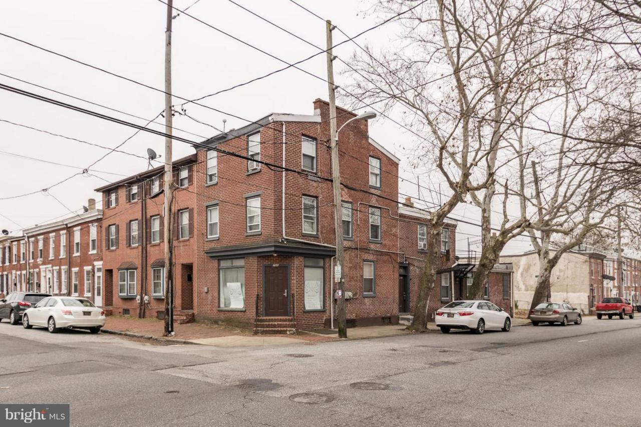 700 6TH Street - Photo 1