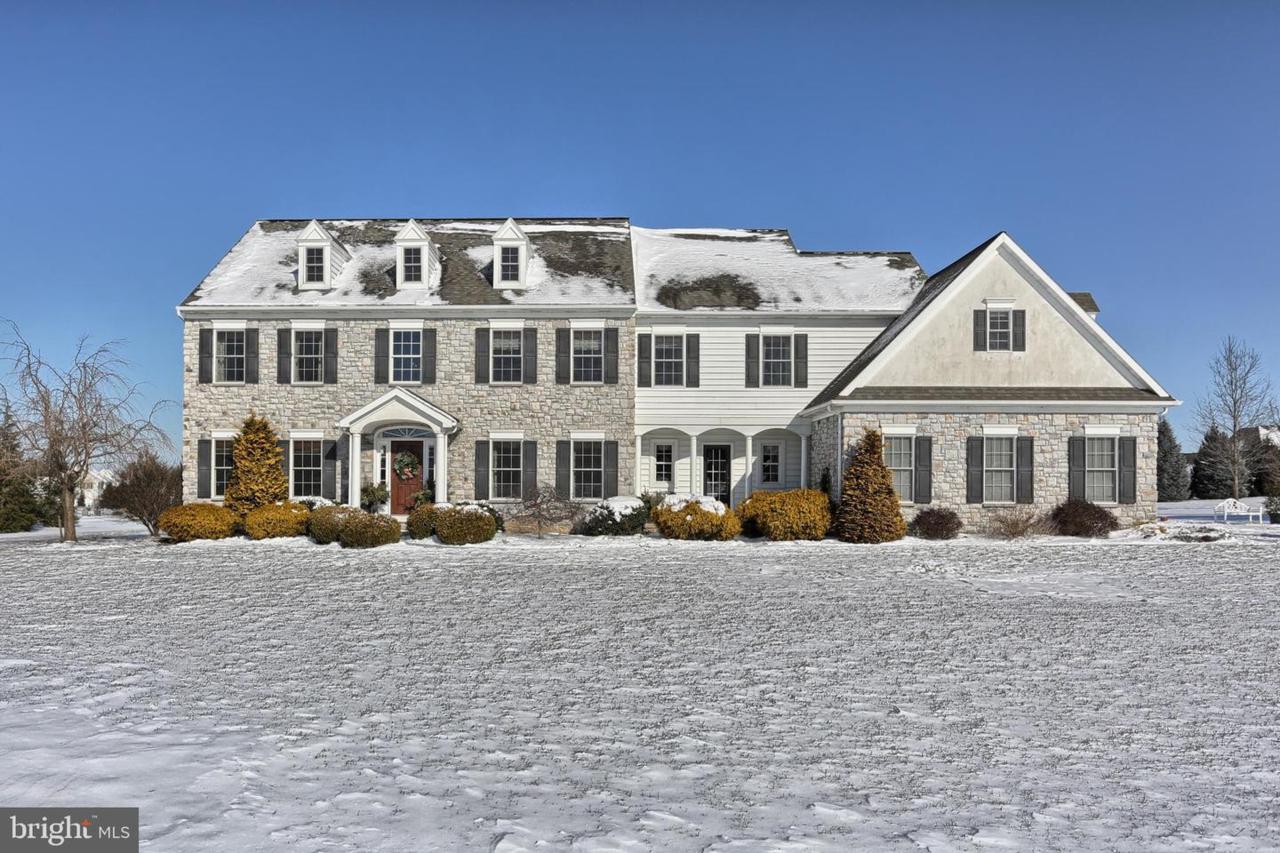 71 Clover Place - Photo 1