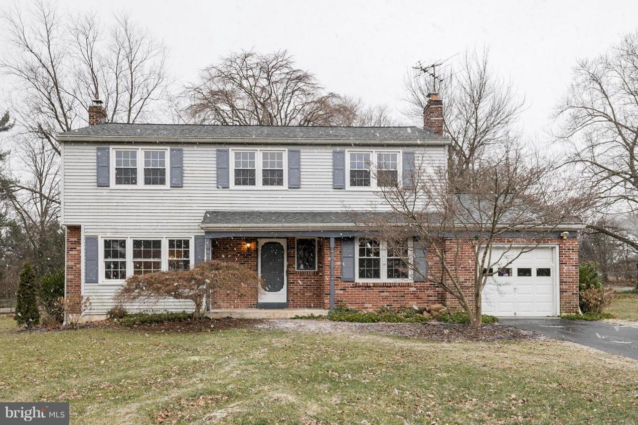 124 Baker Drive - Photo 1