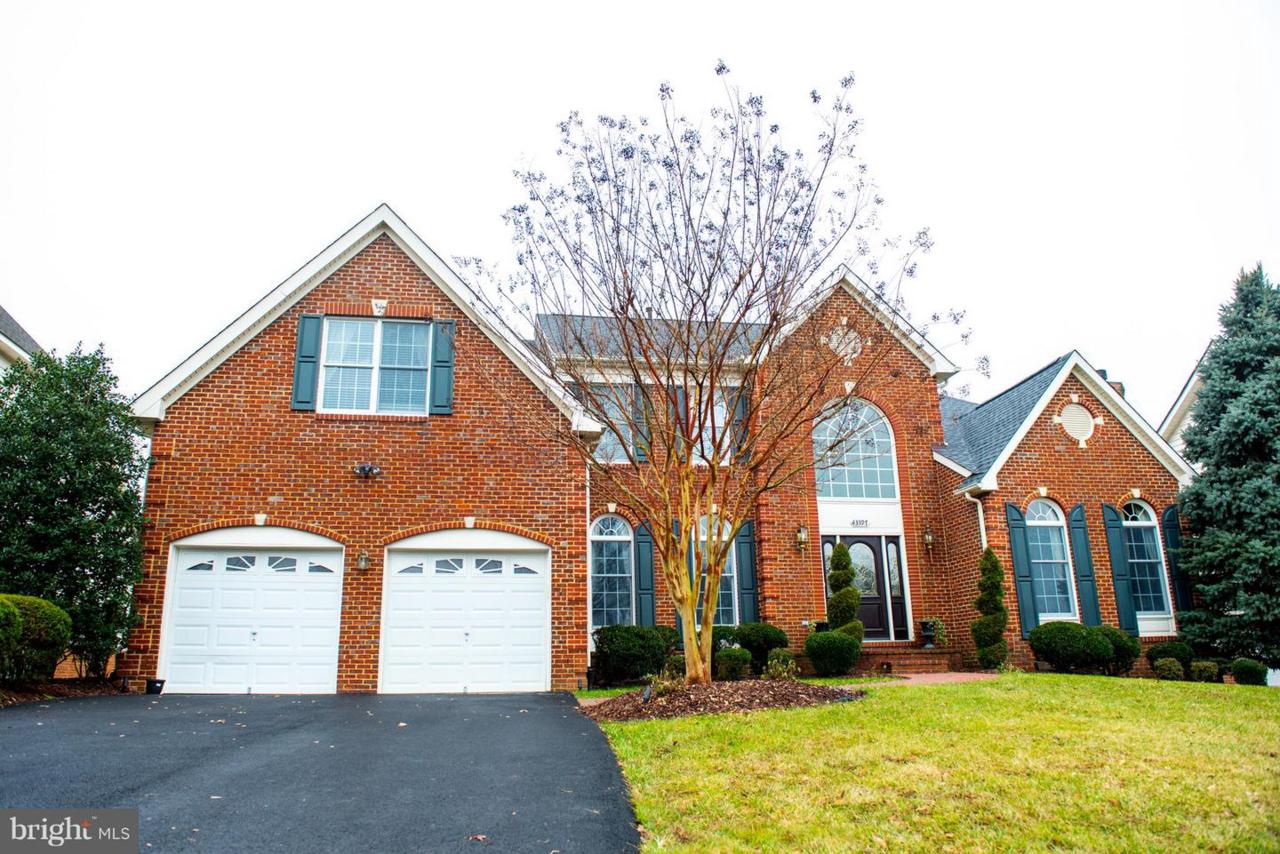 43397 Ballantine Place - Photo 1