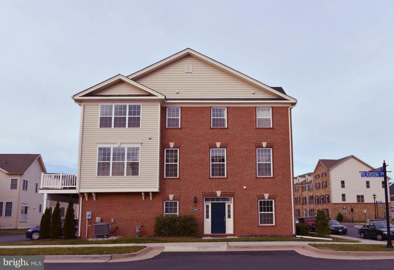 22605 Cambridgeport Square - Photo 1