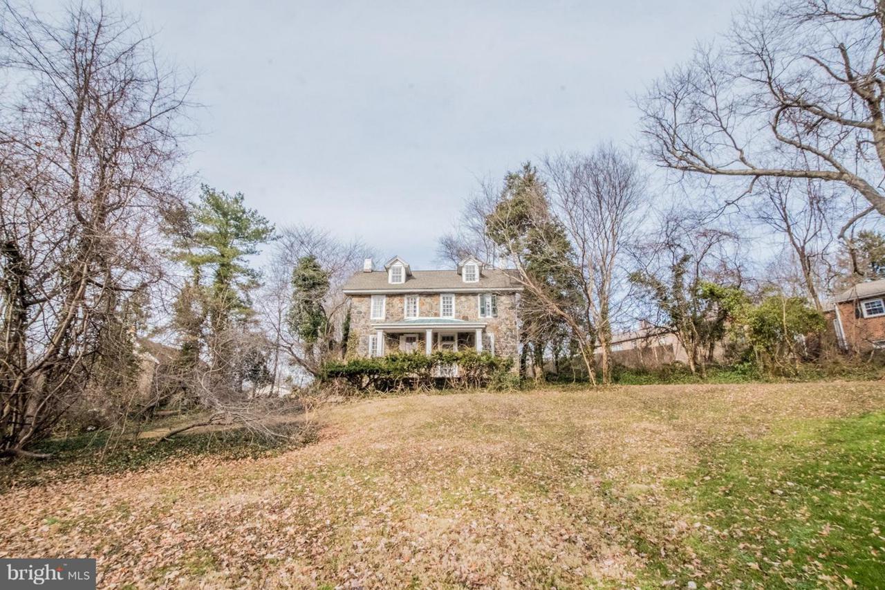 239 Philadelphia Pike - Photo 1