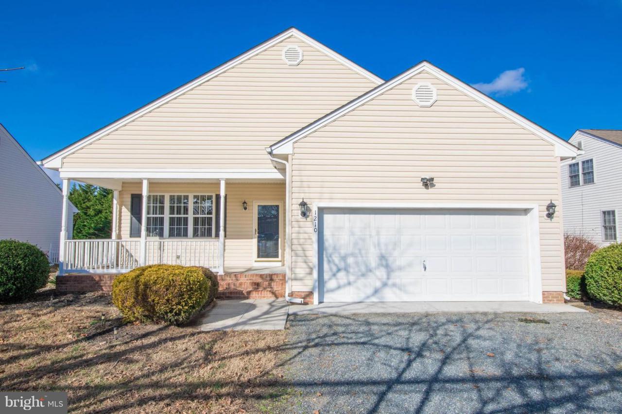 1210 Emerson Avenue - Photo 1