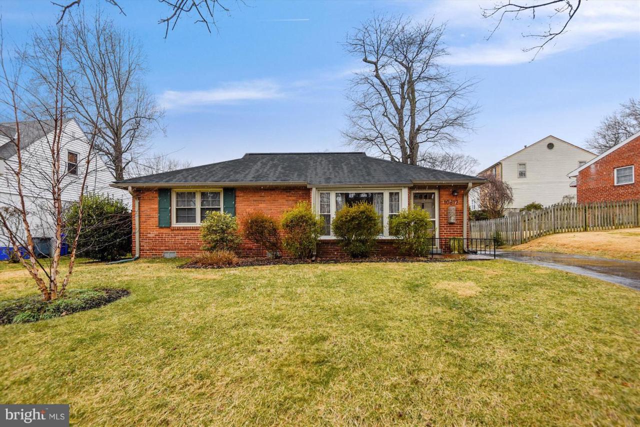 10812 Hobson Street - Photo 1