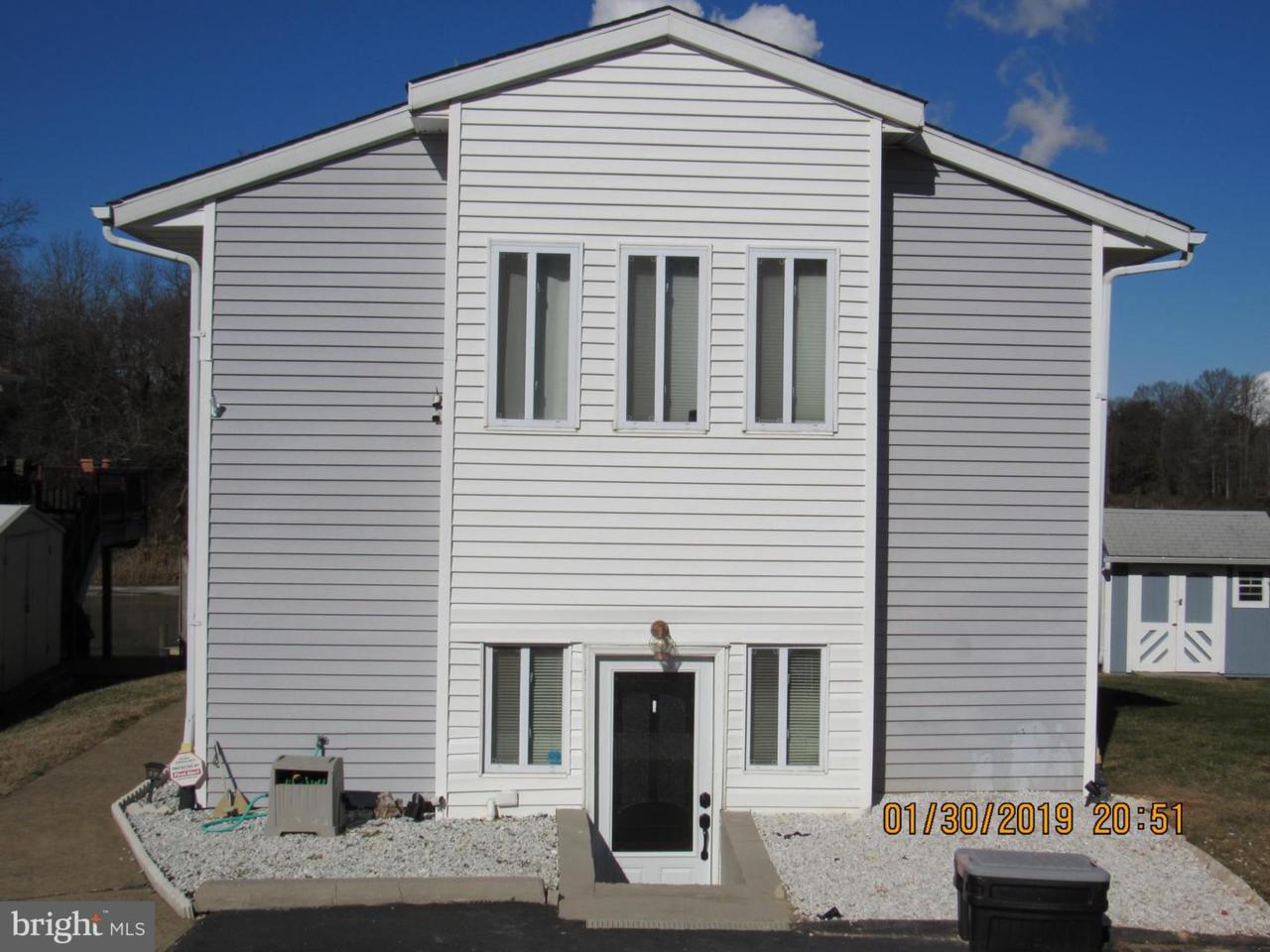 800 Waterview Drive - Photo 1