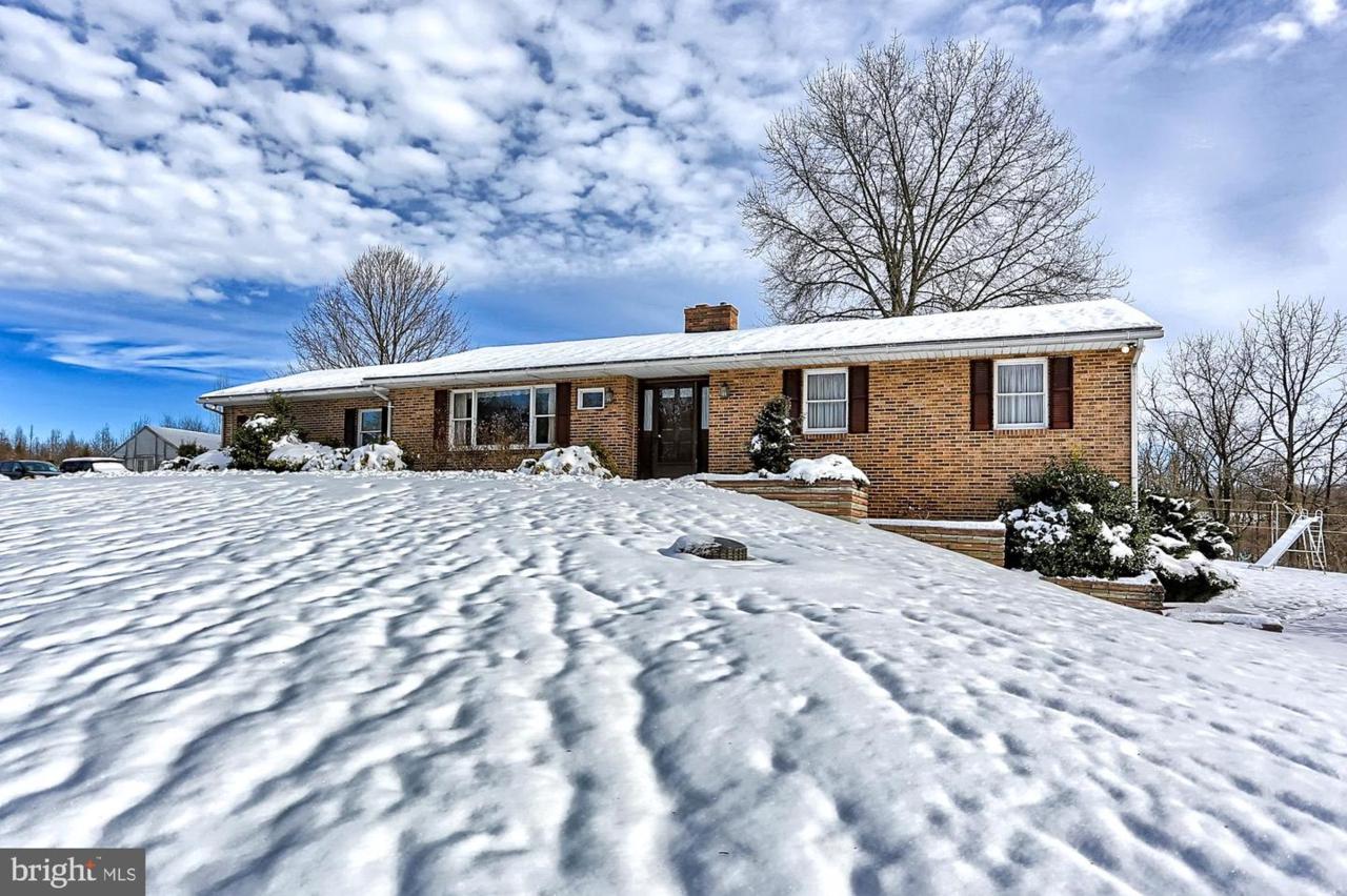 7236 Kuhn Road - Photo 1