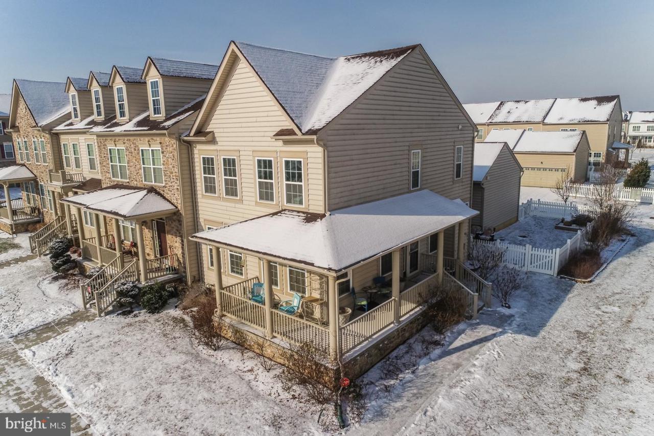 1807 Pollock Way - Photo 1