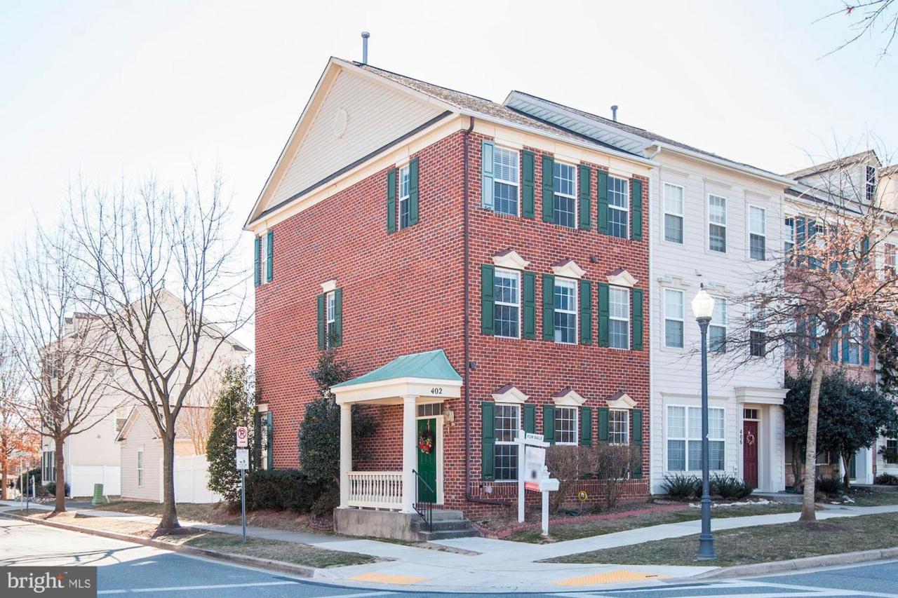 402 Chestnut Hill Street - Photo 1