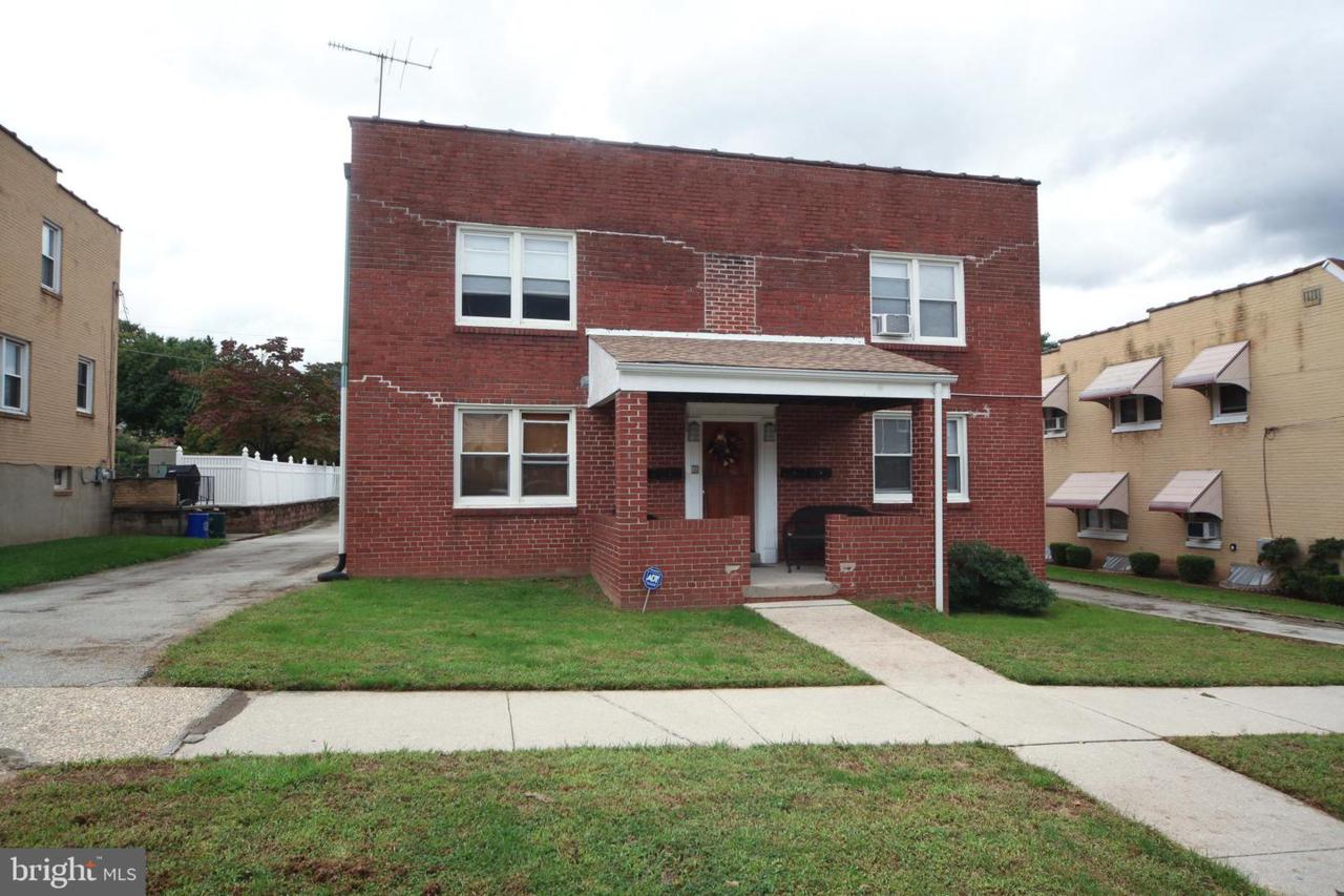 225 10TH Avenue - Photo 1