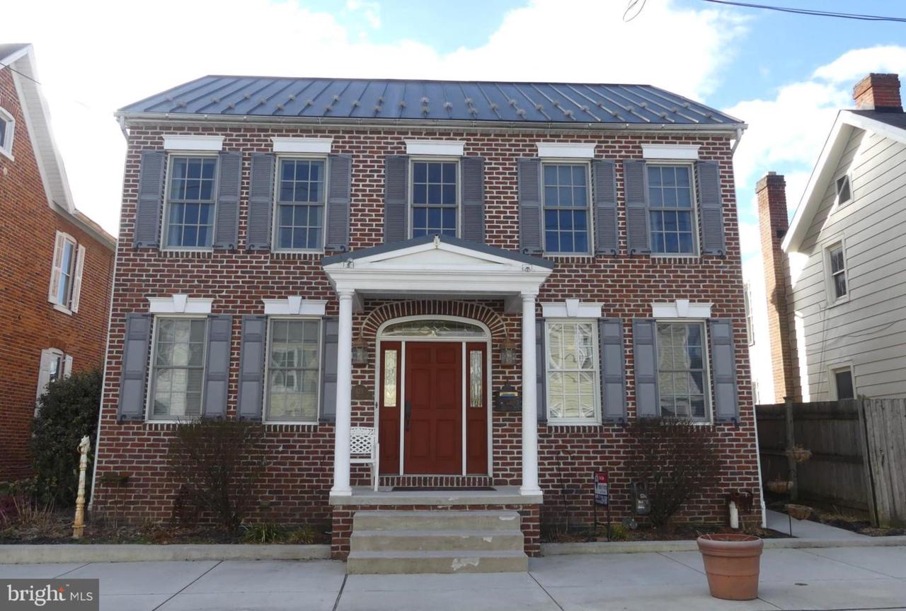 125 Middle Street - Photo 1