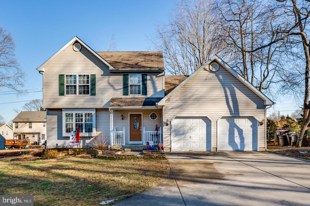 1625 Charter Oak - Photo 1