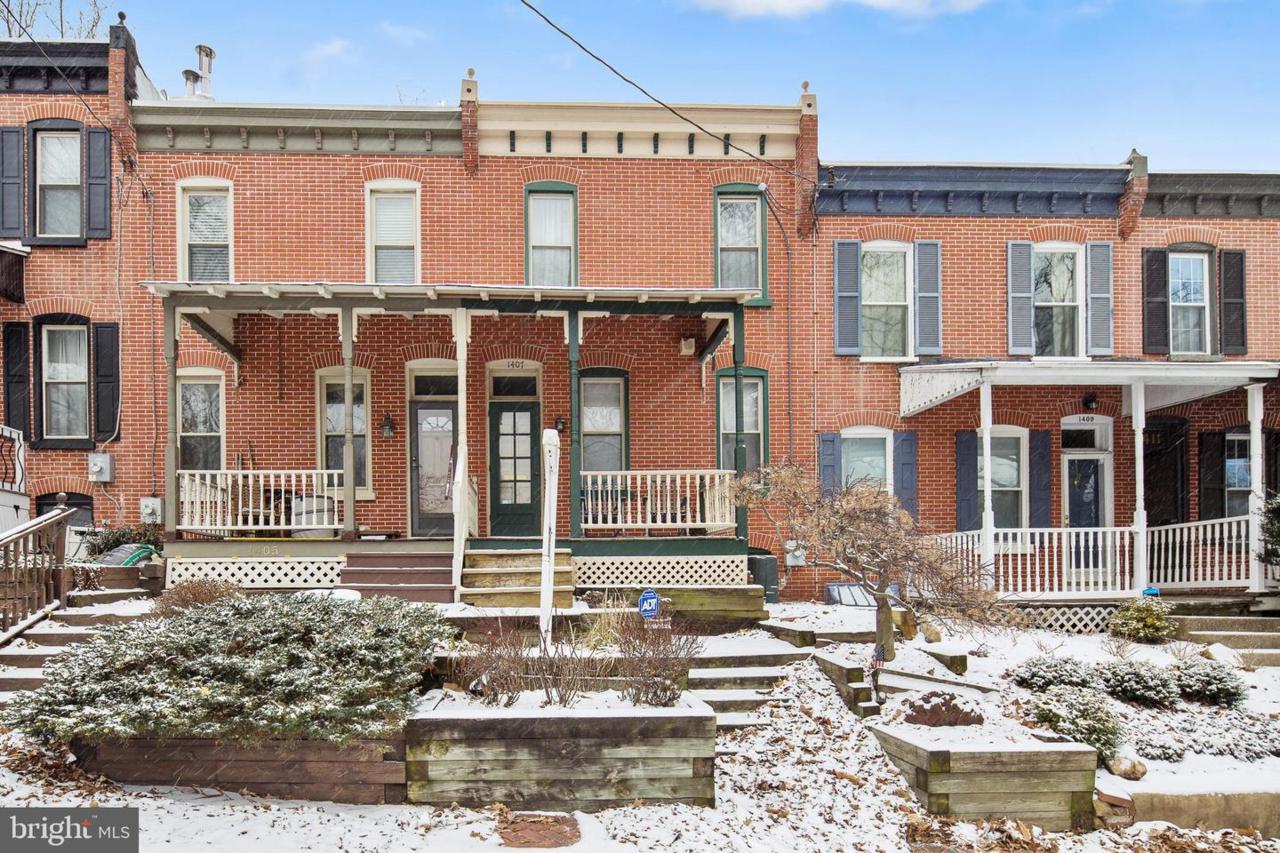 1407 Adams Street - Photo 1