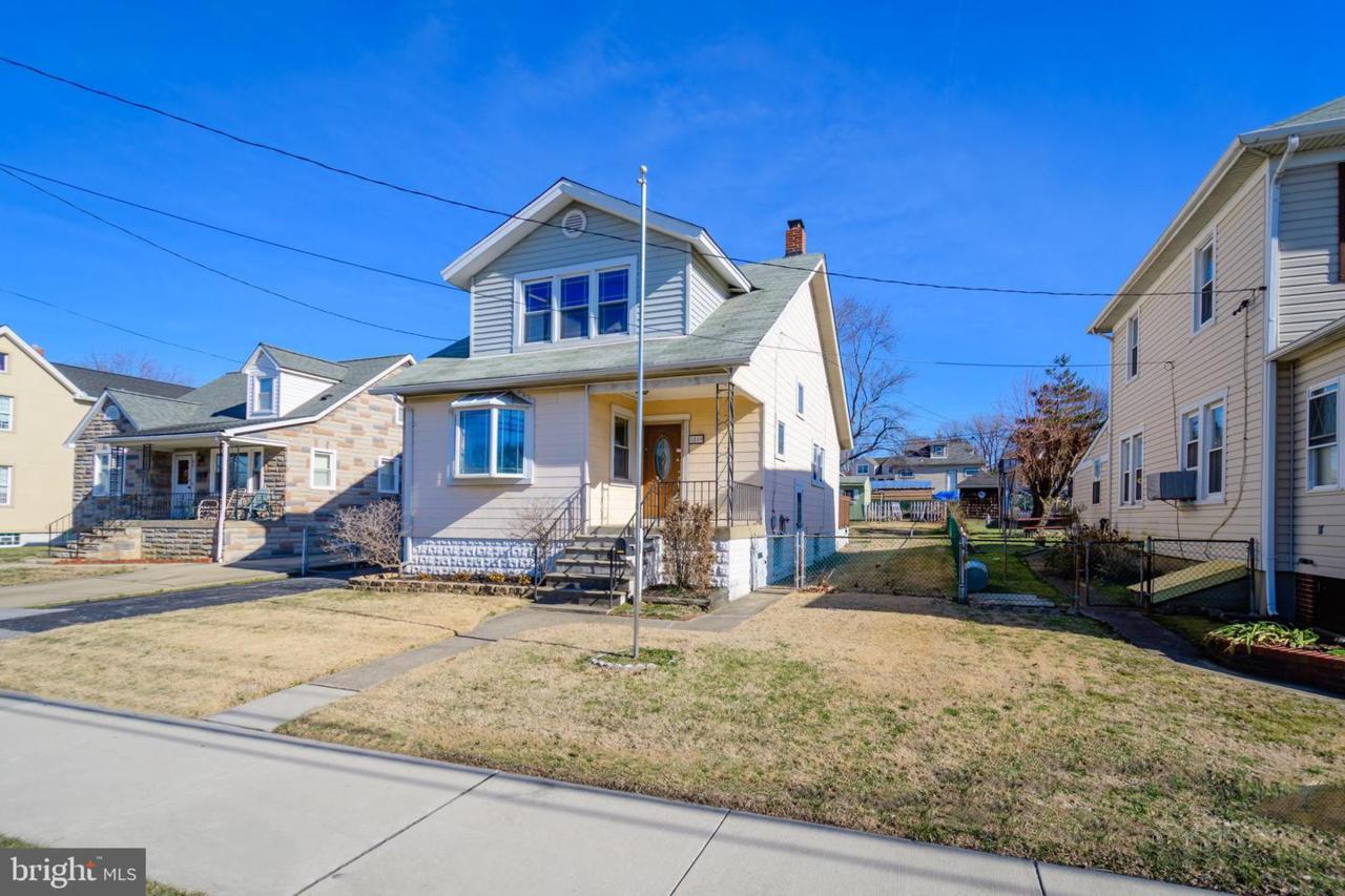 1819 Dundalk Avenue - Photo 1