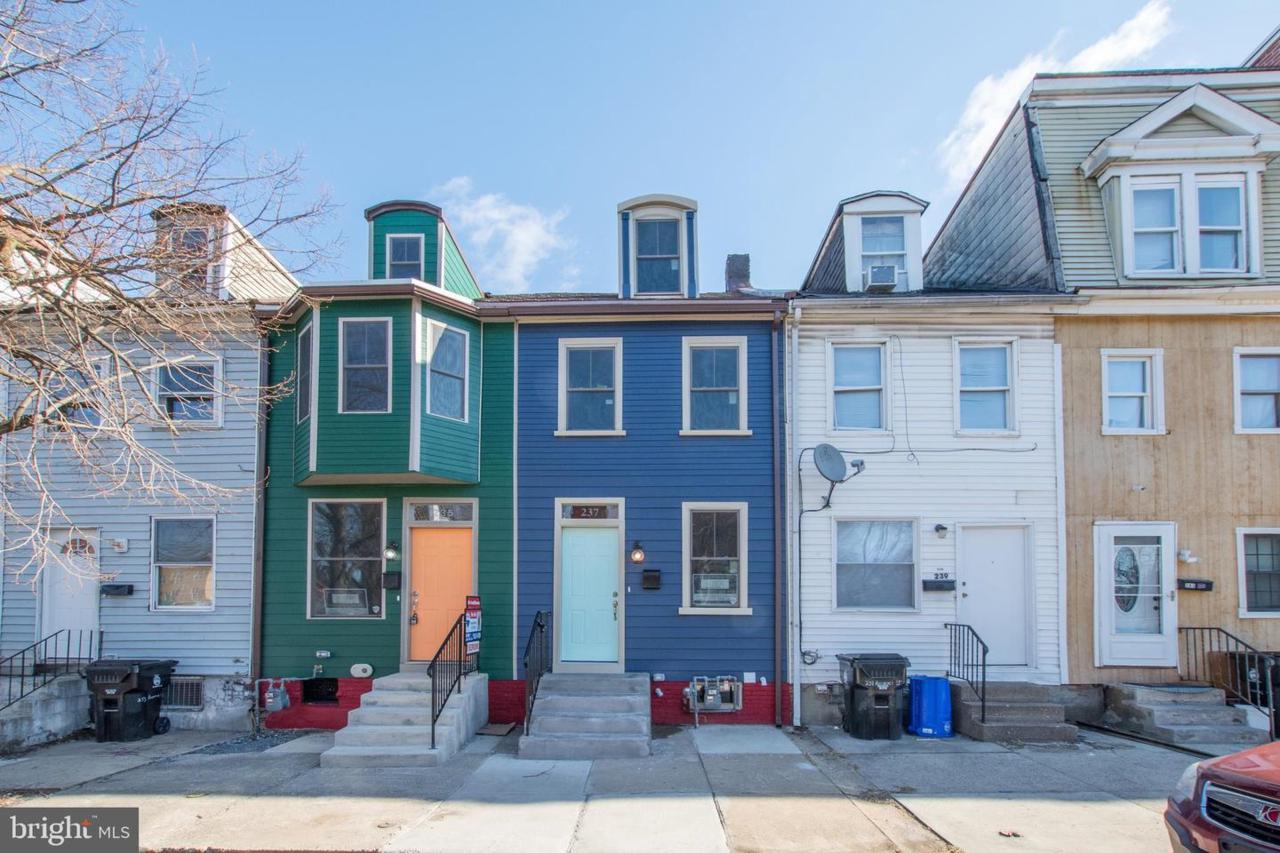 237 Hummel Street - Photo 1