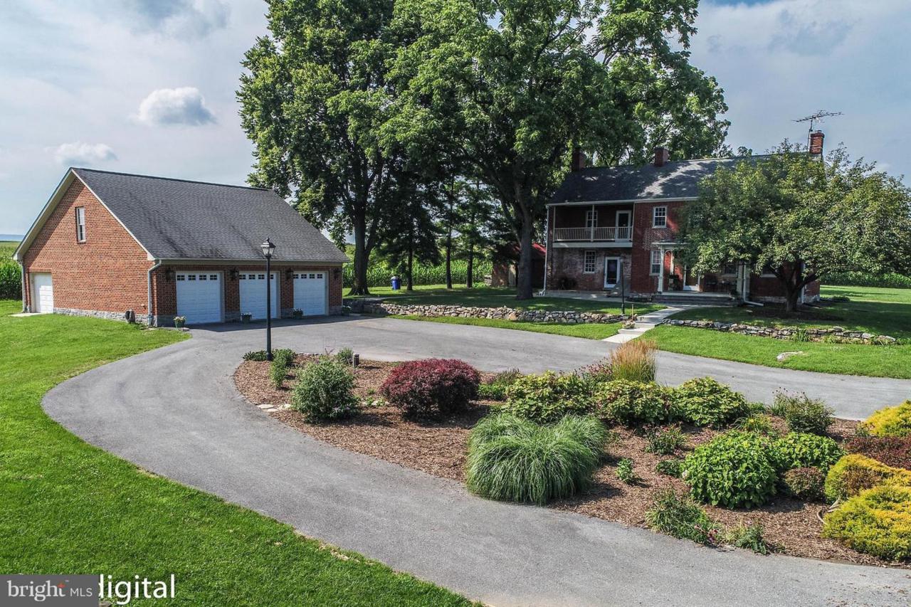 9736 Glade Road - Photo 1