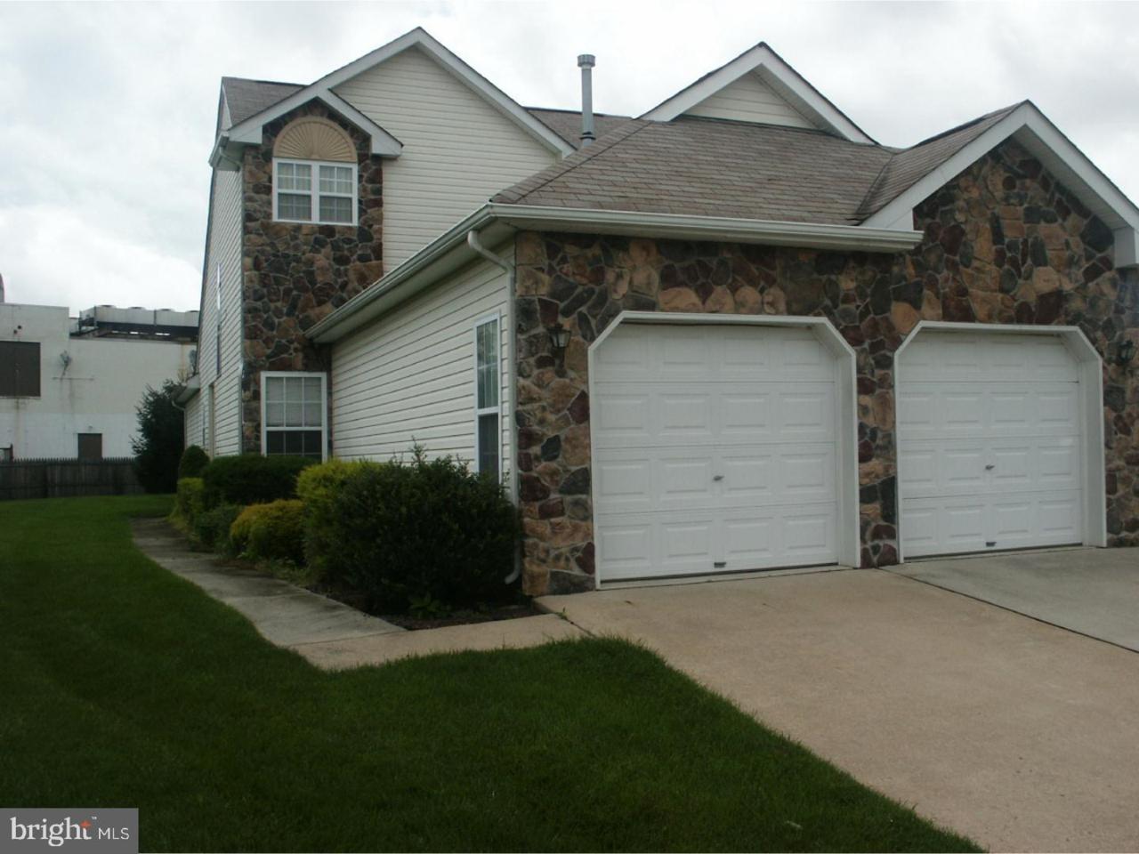 8 Madison Court - Photo 1