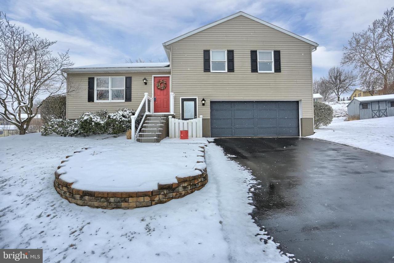 5 Greenleaf Lane - Photo 1