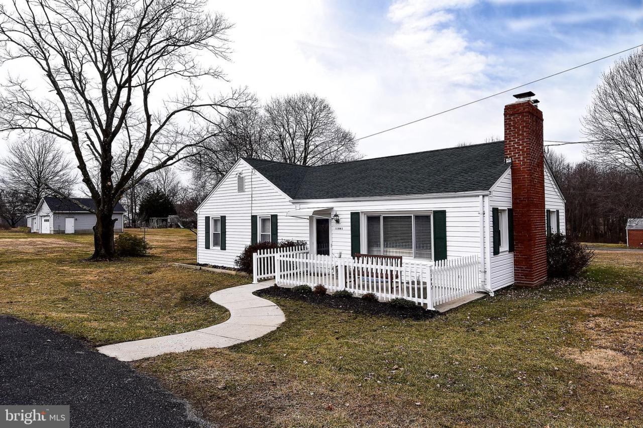 11885 Scaggsville Road - Photo 1