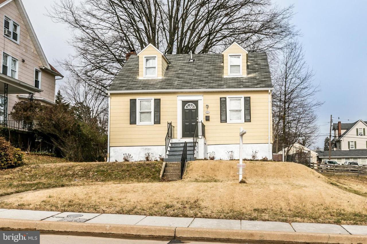 3912 Fleetwood Avenue - Photo 1