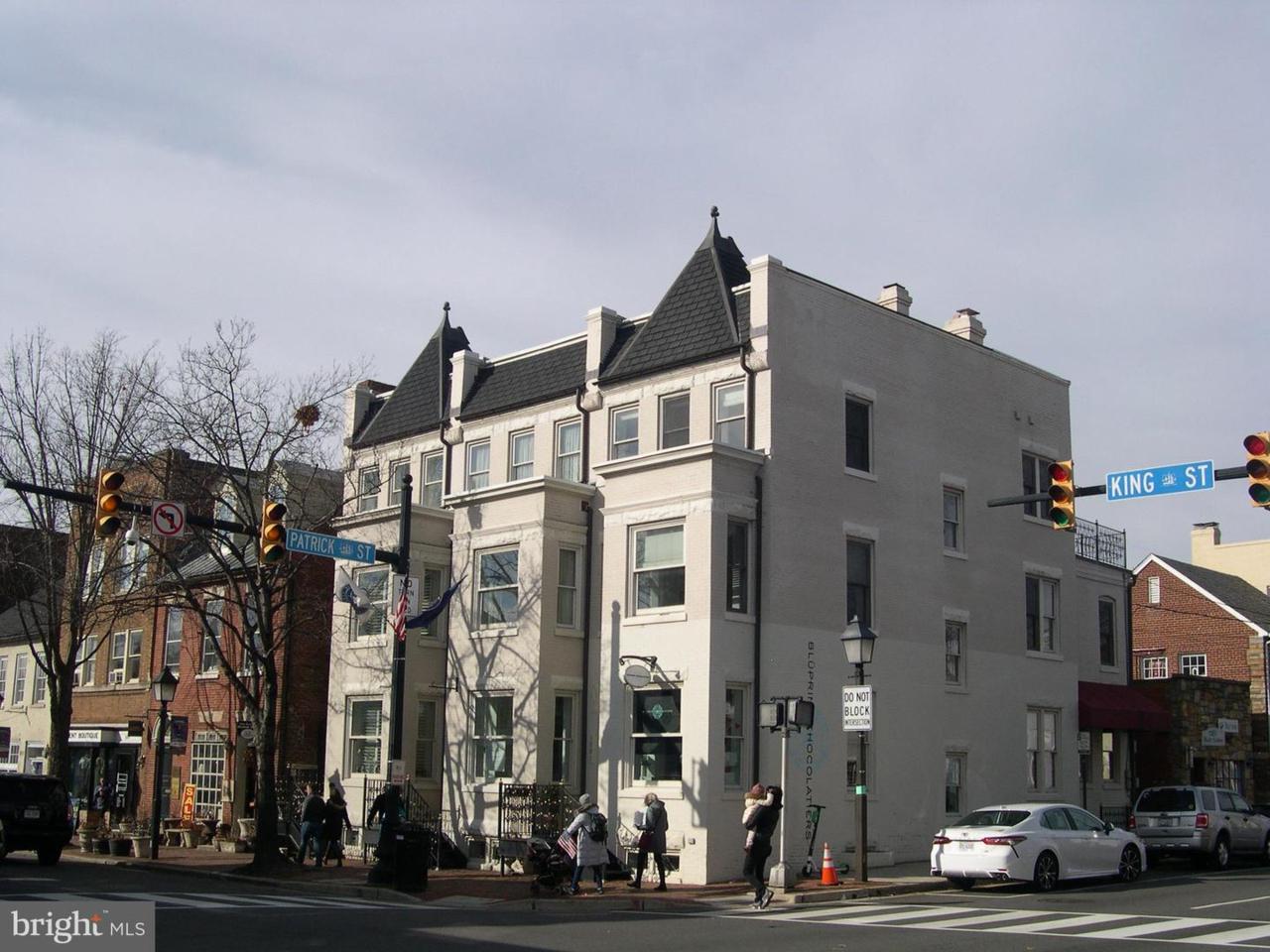 1001 King Street - Photo 1