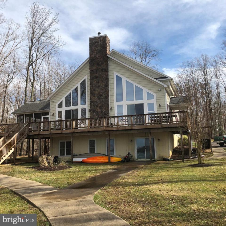 493 Twin Lakes Lane - Photo 1