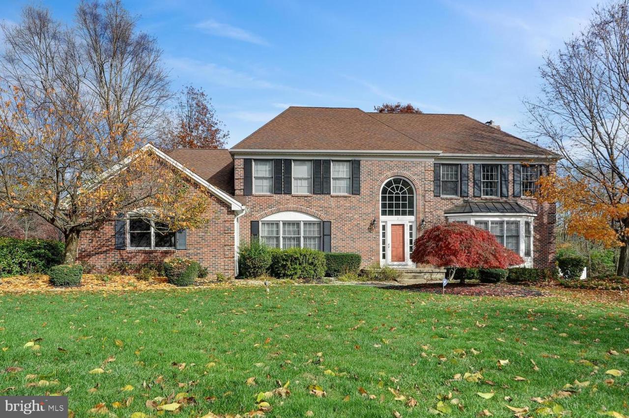 2 Hedge Row Court - Photo 1