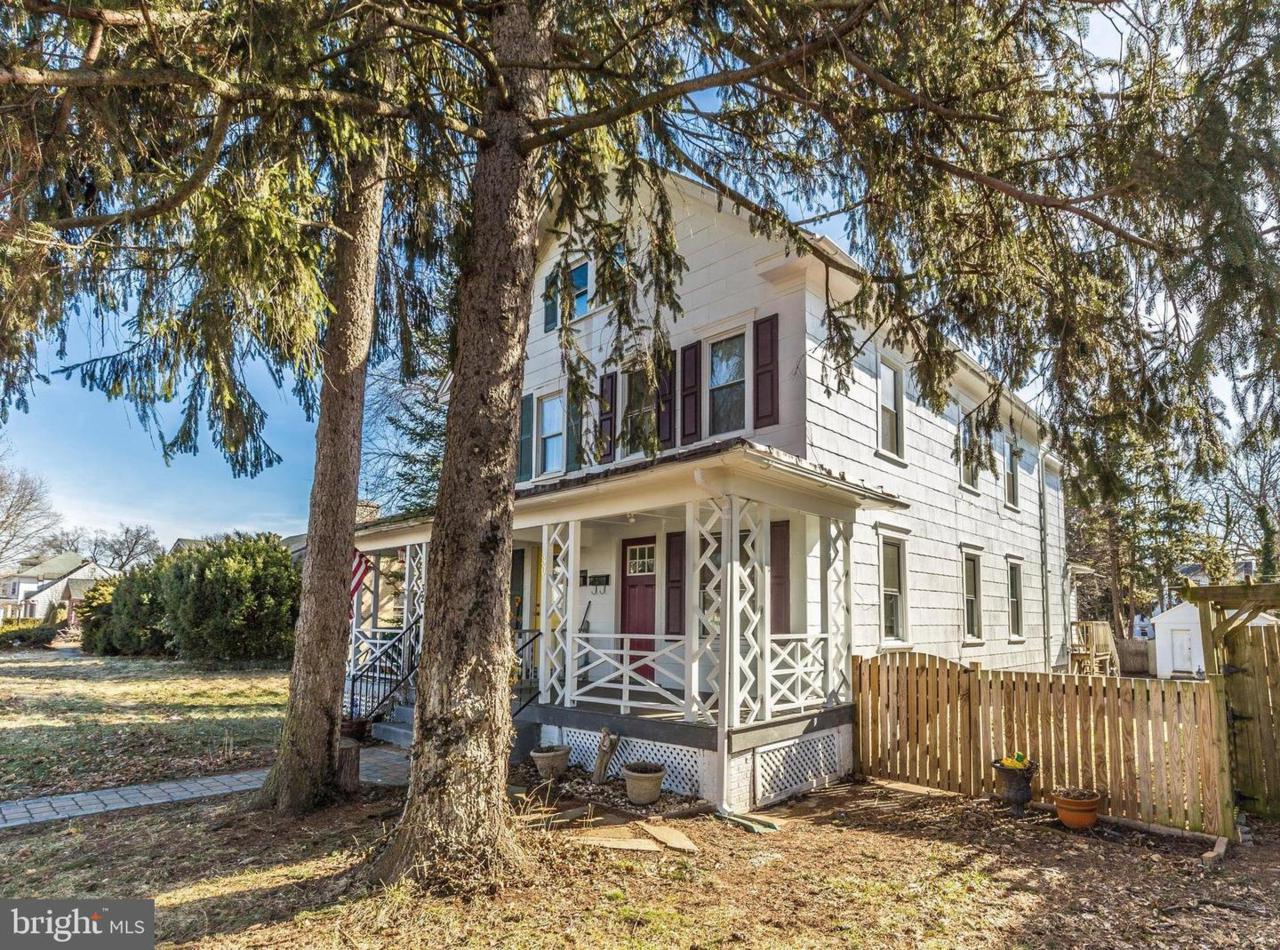 30 Belview Avenue - Photo 1
