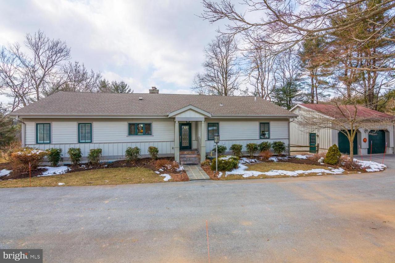 203 Bucktoe Hills Road - Photo 1