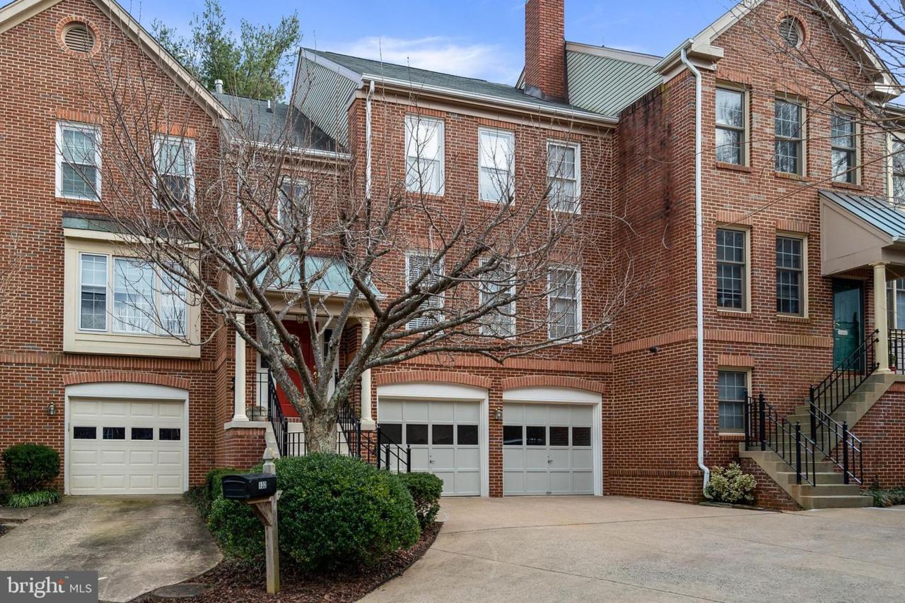 132 Mosby Circle - Photo 1