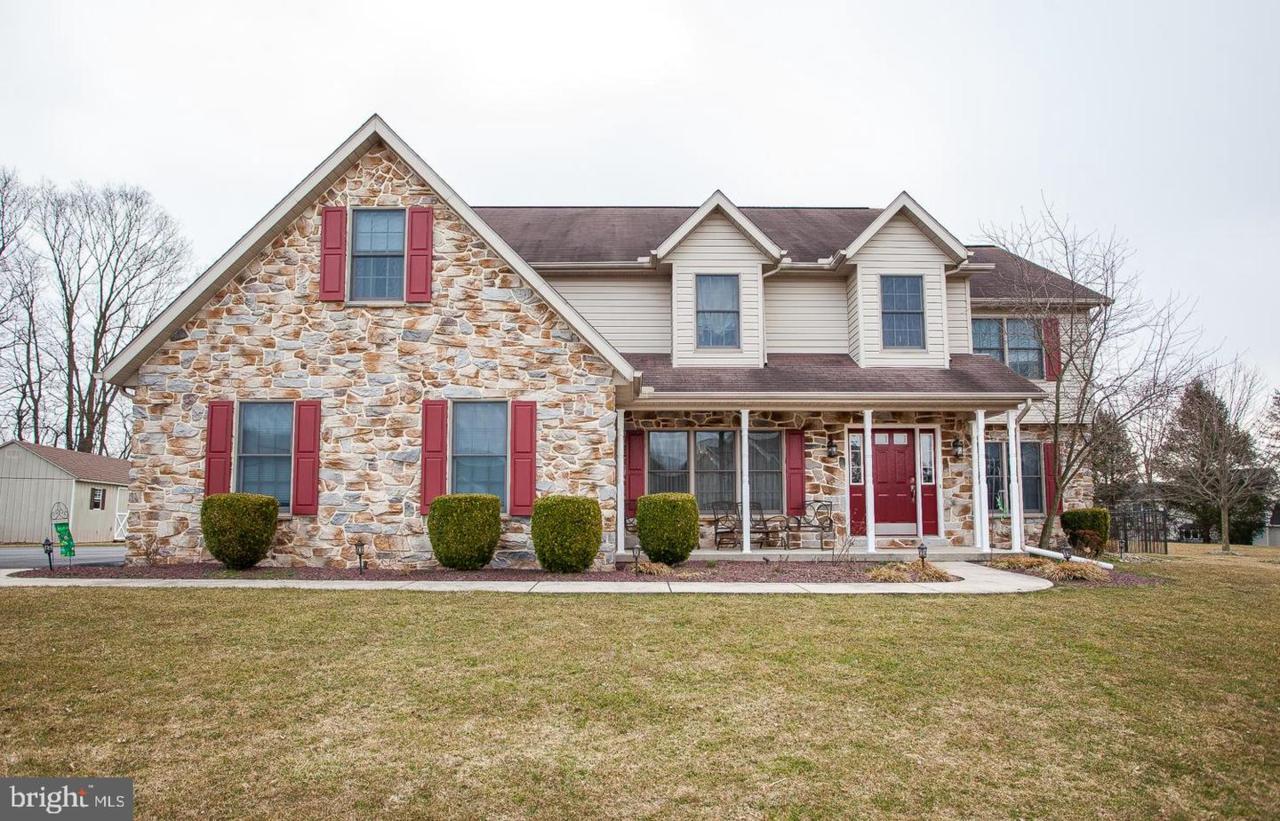 192 Alanthia Lane - Photo 1
